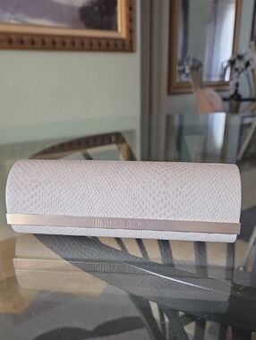 Jimmy Choo Reptiled Print Sunglasses Case ❤️